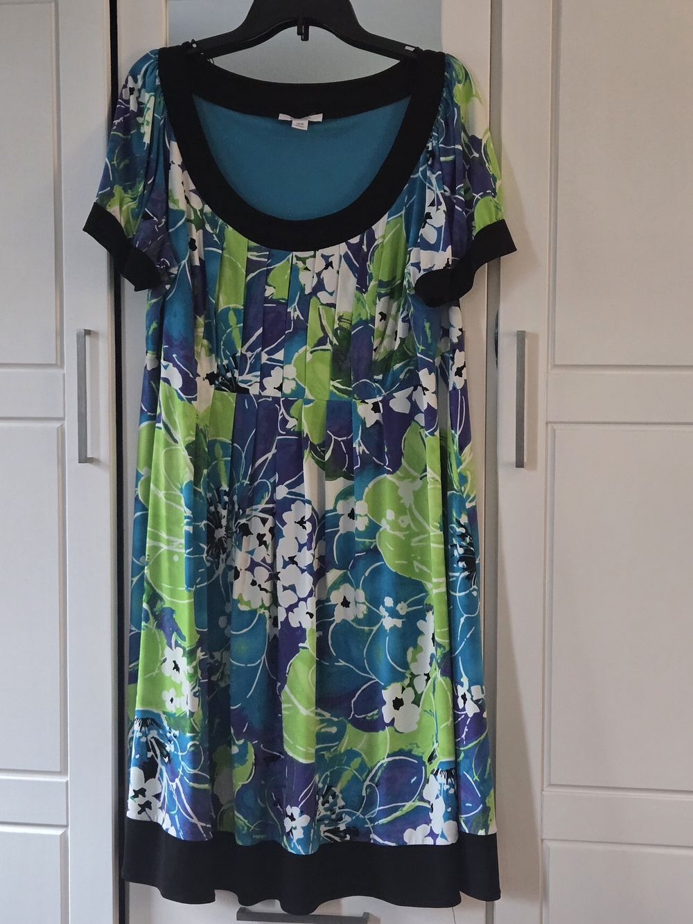 dressbarn Blue Green Floral Scoop-Neck Dress